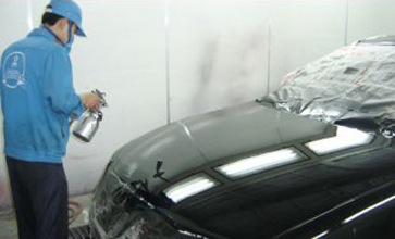 小型汽車引擎蓋、尾箱蓋噴漆